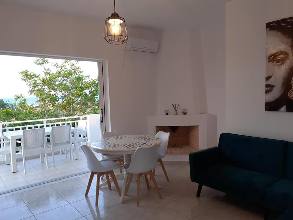 Retreat Apartments In Drosia - 2 Bedrooms Apartment Makris Gialos  Bagian luar foto